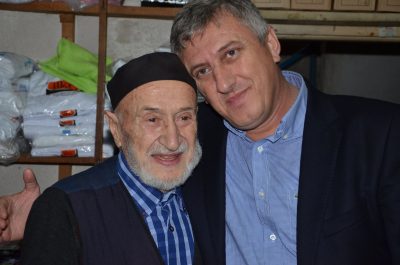 Taşhanpazarı'nın sevilen esnaflarından, Bölümlü Mahallesi sakinlerimizden merhum Osman Mercan.